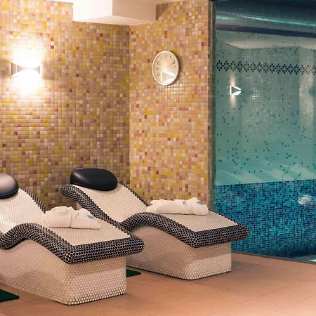 Готель Mercure Jardines De Albia Більбао