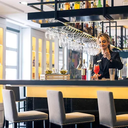 Mercure Jardines De Albia Готель 4*