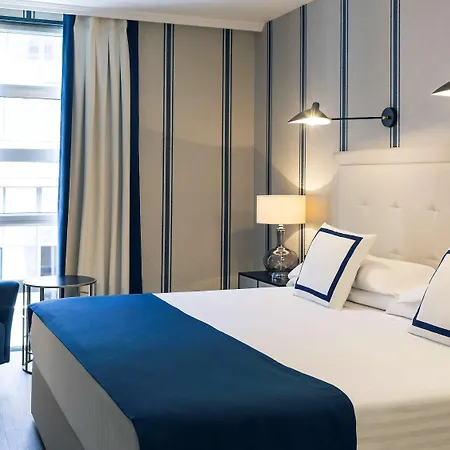 Готель Mercure Jardines De Albia