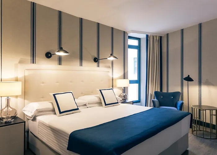 Mercure Jardines De Albia Готель