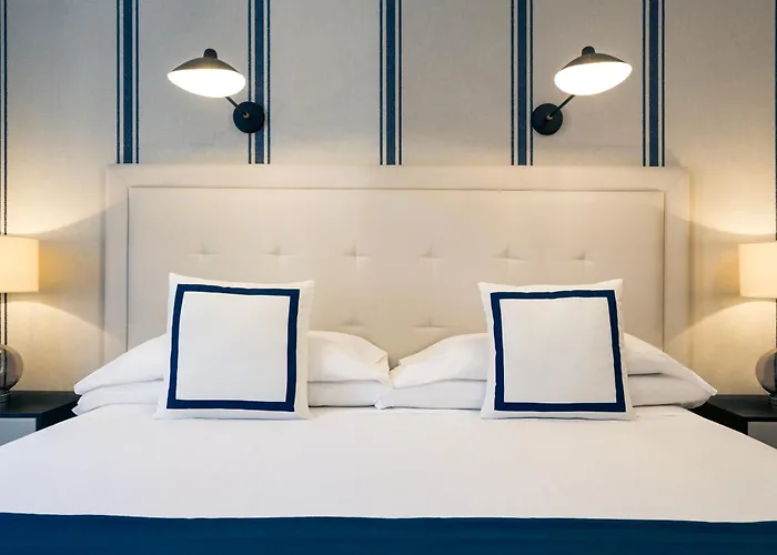 Mercure Jardines De Albia Готель Більбао