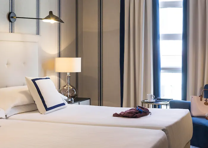 Mercure Jardines De Albia 4*