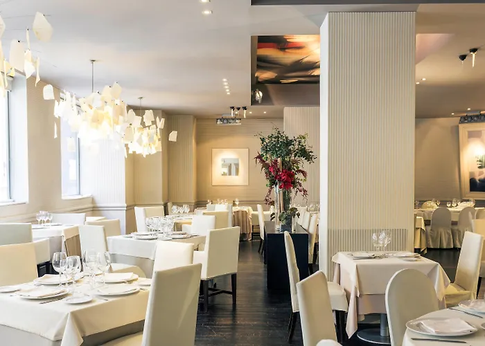 Mercure Jardines De Albia Готель 4*